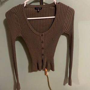 Green cropped long sleeve